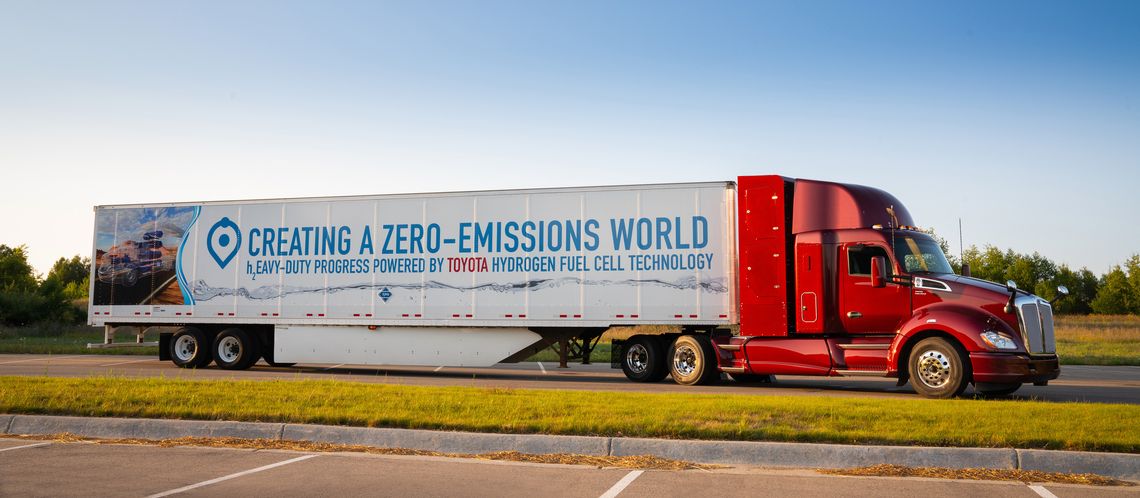 Toyota präsentiert weiterentwickelten Brennstoffzellen-Lkw
