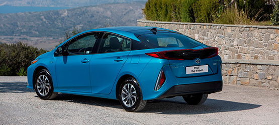 Samochód z napędem hybrydowym - Toyota Prius Plug-in
