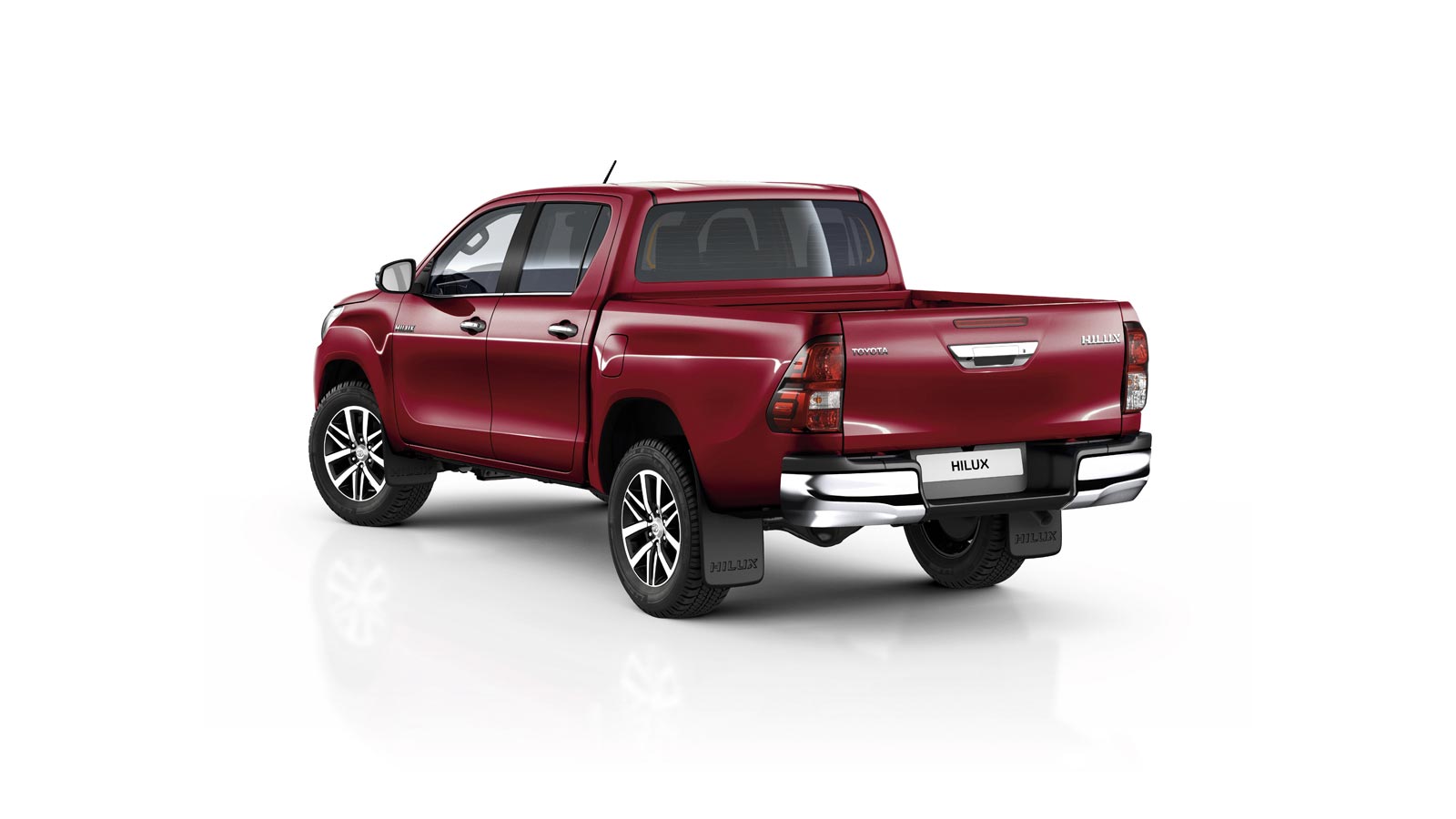 toyota-Hilux-2016-exterior-tme-020-a-ful